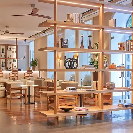 Отель Portobay Liberdade 5*